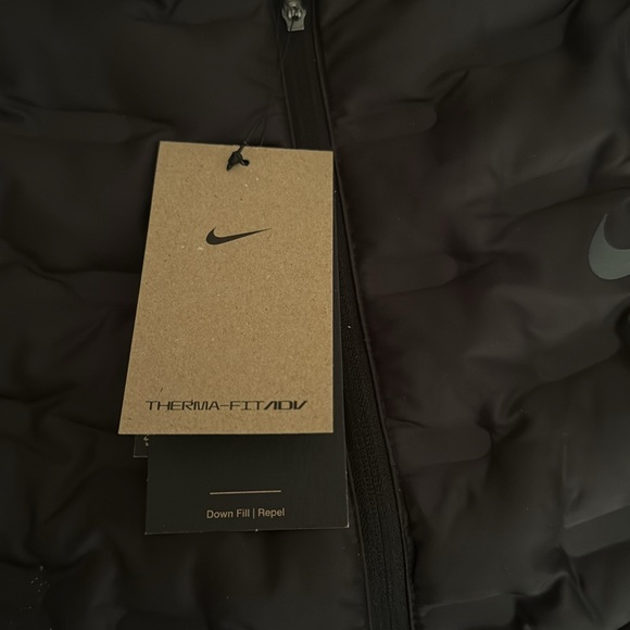 Nike Therma-Fit ADV Vest - Picture 6 of 6